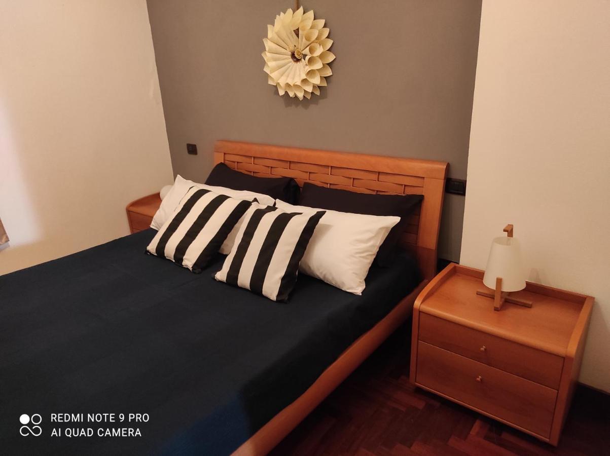 Old Town Home Iglesias Luaran gambar